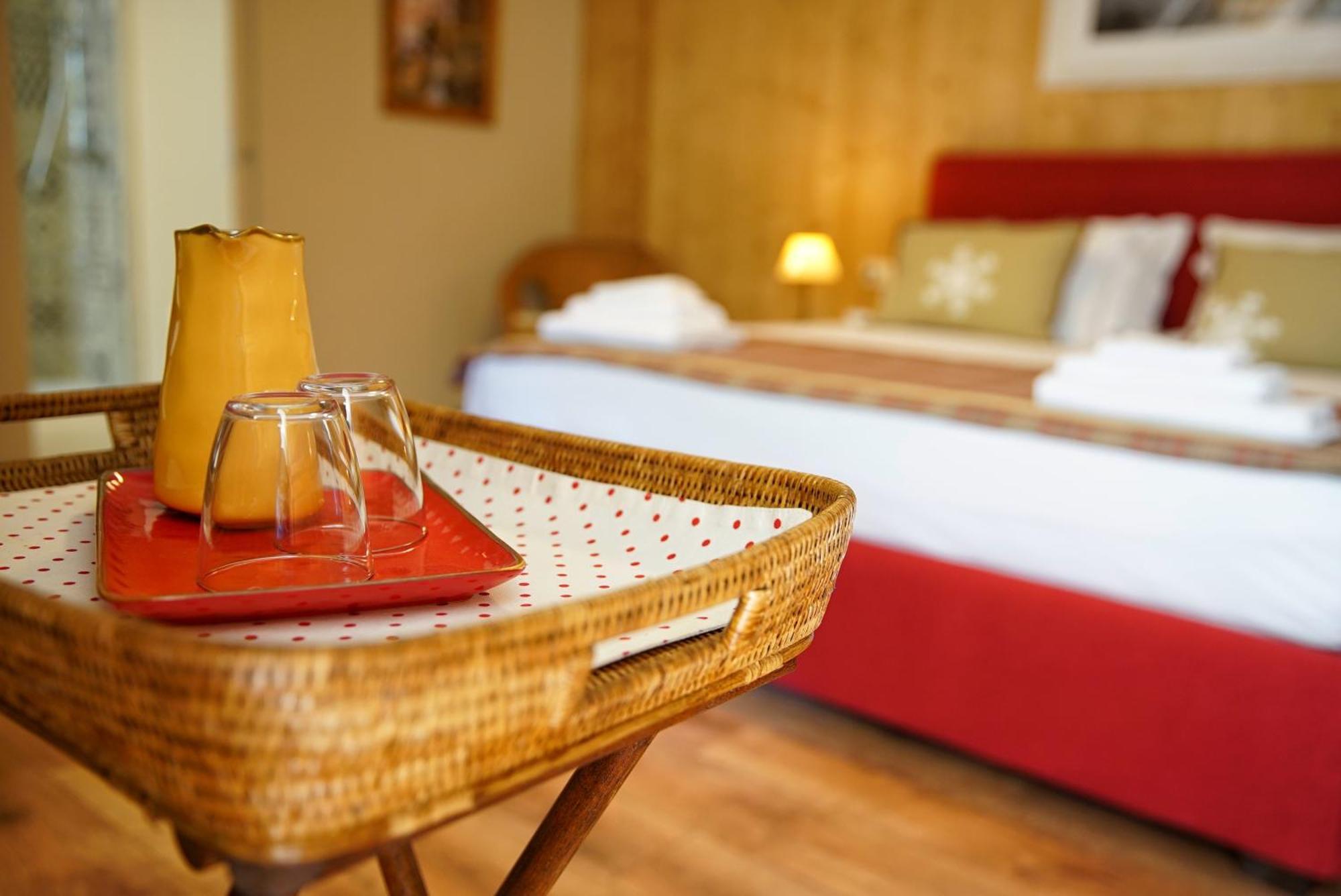 Lo Chalet Bed and Breakfast Pontboset Exteriör bild